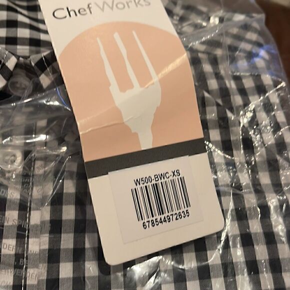 Chef works women’s xs  new with tags long sleeve gingham. - Picture 4 of 4